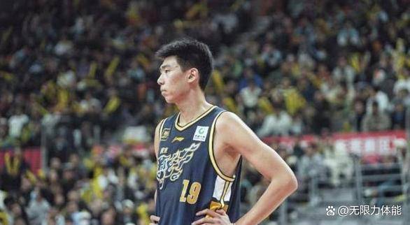 集结日体能课后；新疆广汇迎来里程碑备战法国杯；信心回归；资深球员宣示担当的简单介绍